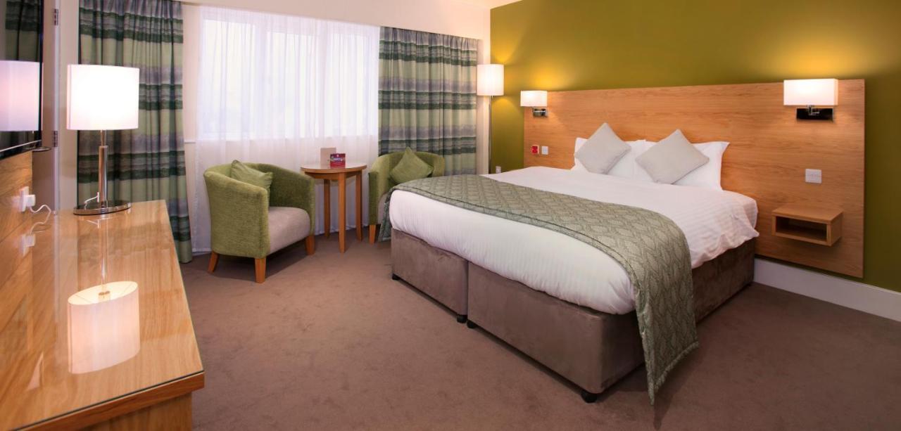 Ramsey Park Hotel Экстерьер фото