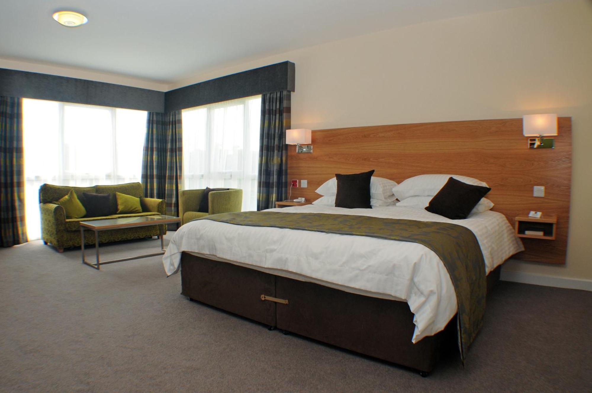 Ramsey Park Hotel Экстерьер фото