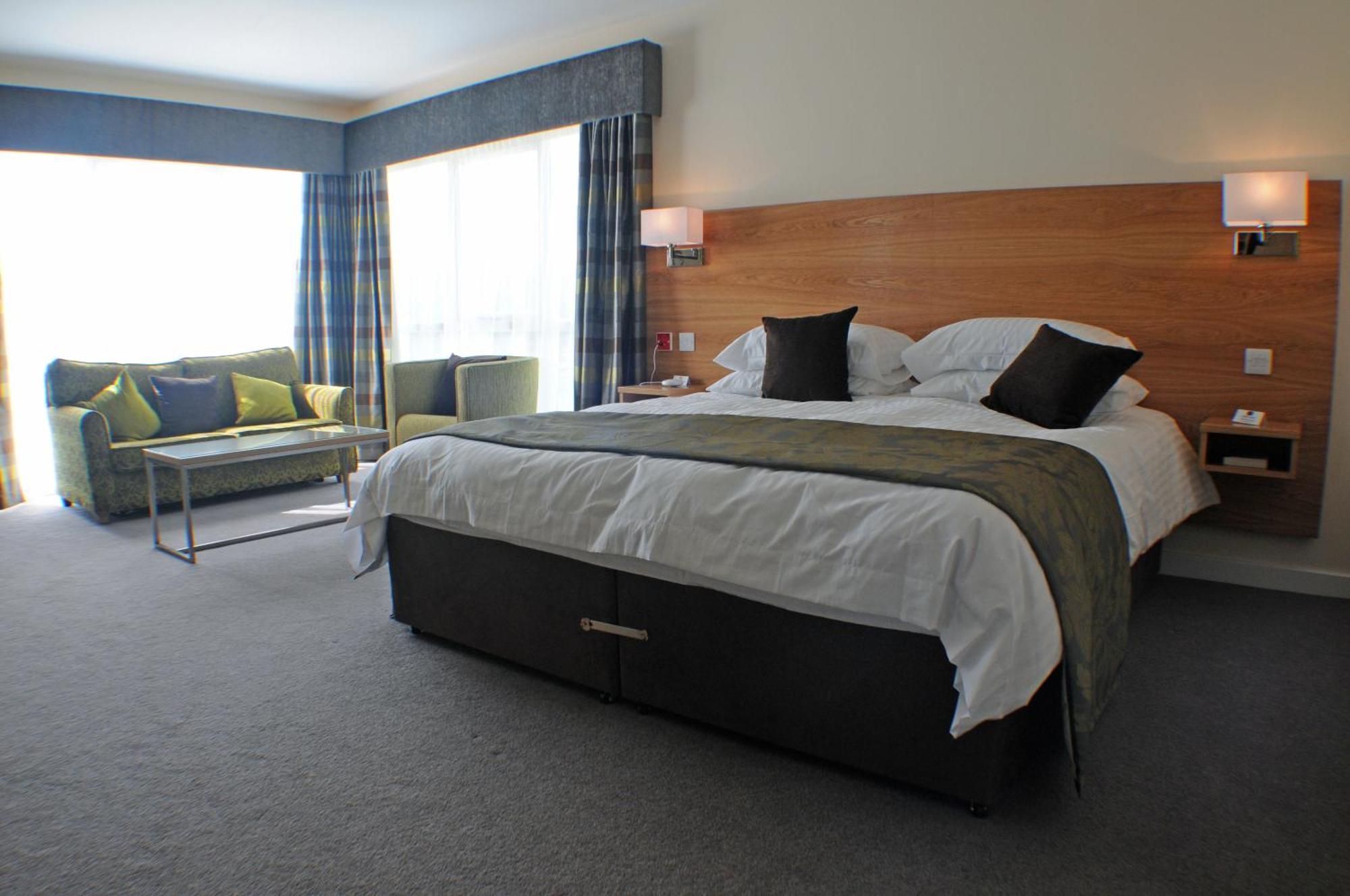 Ramsey Park Hotel Экстерьер фото