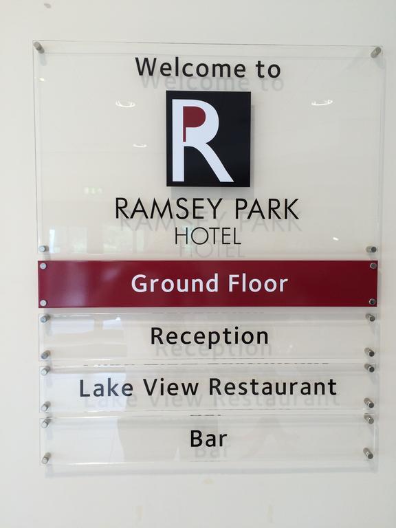 Ramsey Park Hotel Экстерьер фото